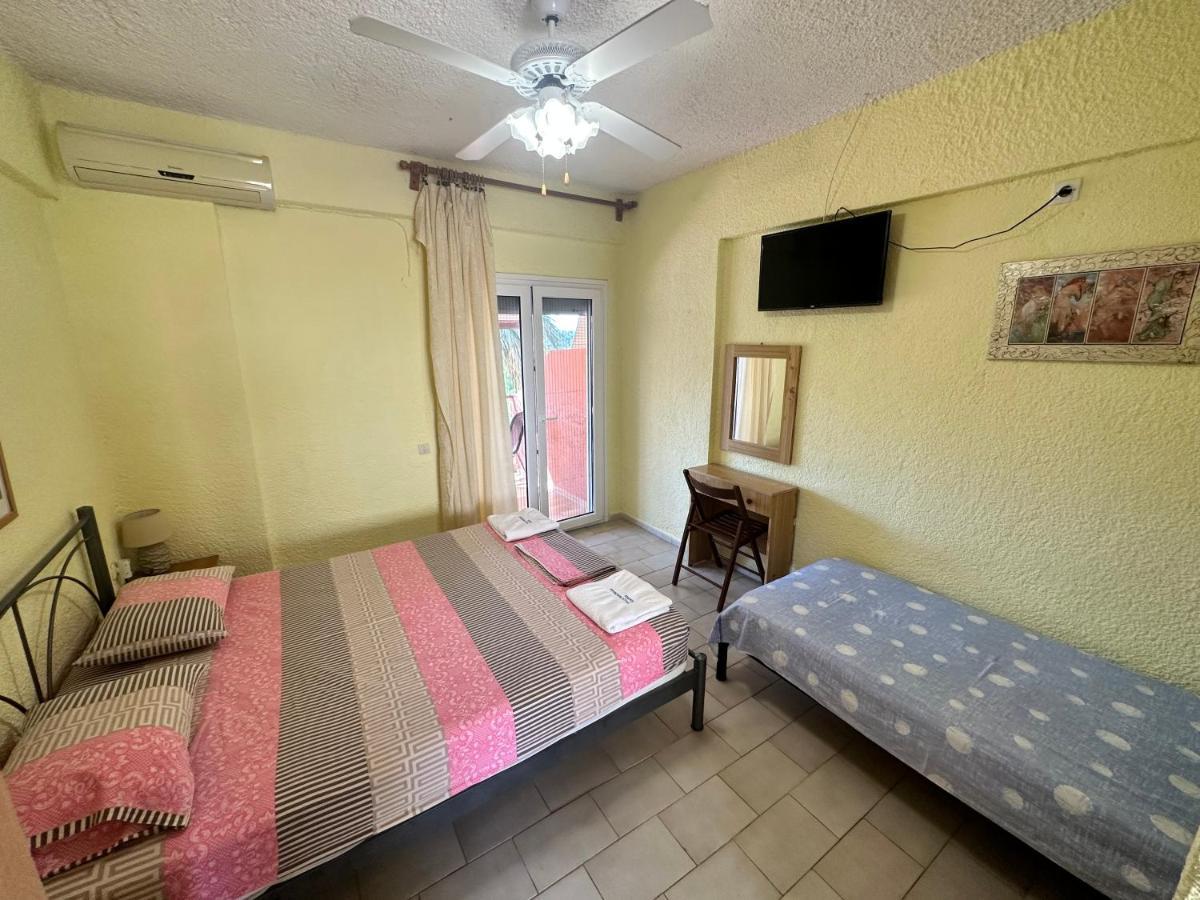 Villa Panorama Studios Possidi Buitenkant foto
